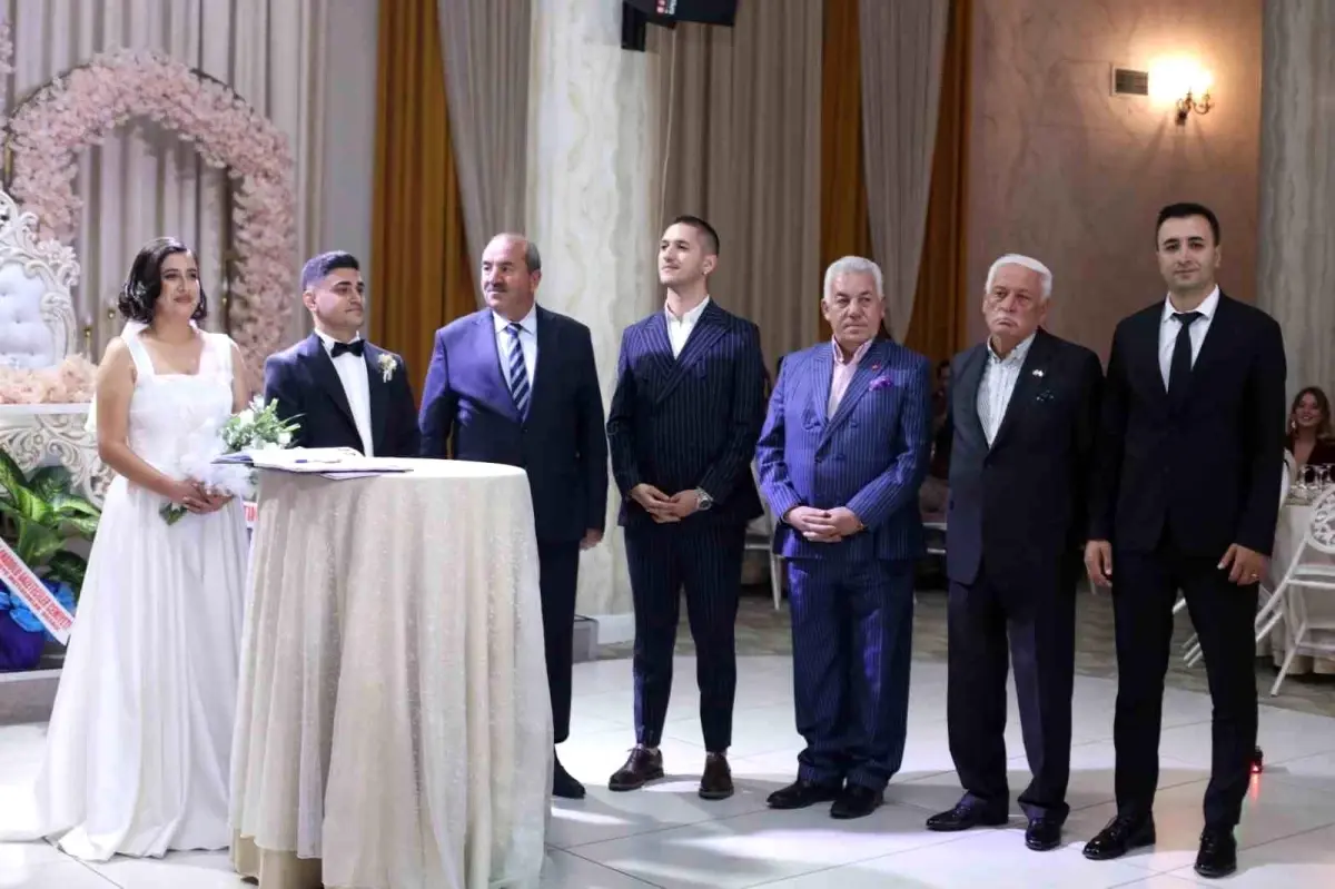 alkir ailesinin mutlu gunu 5YKfCN5h