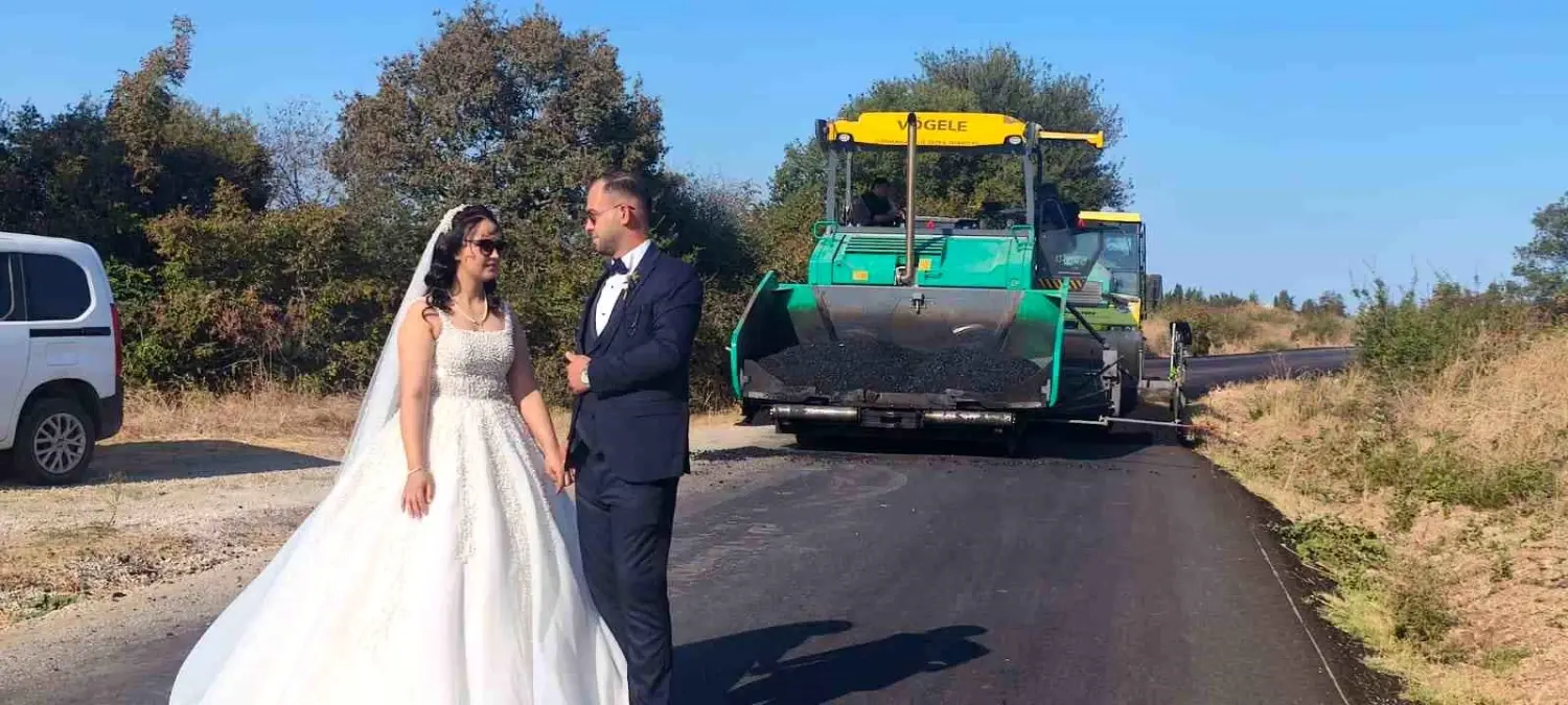 dugun fotografi asfalt alaninda sEvMZ3bN