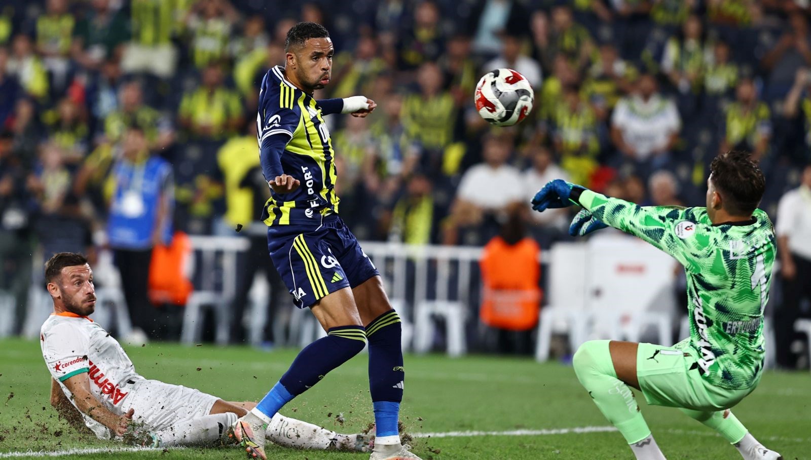 fenerbahceye son dakika soku beraberlik golu 903te geldi Q6ONbkrG