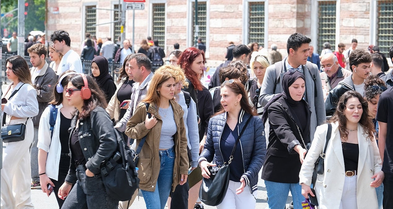 iktidar 19 milyon genci kaybetti KnDtQqcS