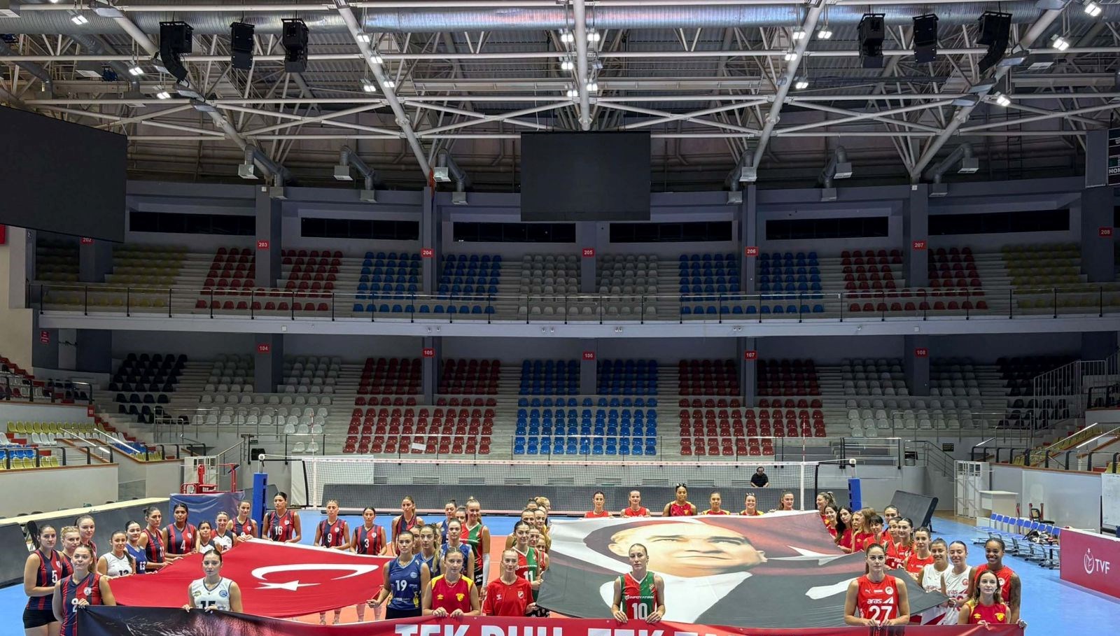 izmirli voleybolcular 9 eylulde tek yurek 5XCY9Fvi