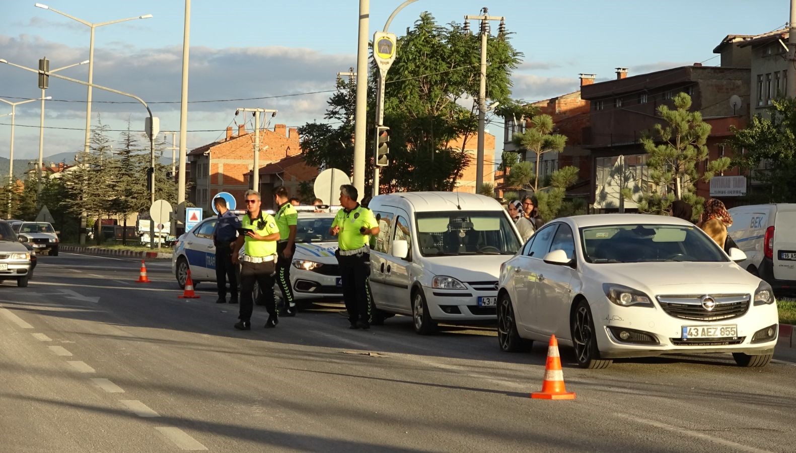 tavsanlida zincirleme kazasi L3ZryfTI