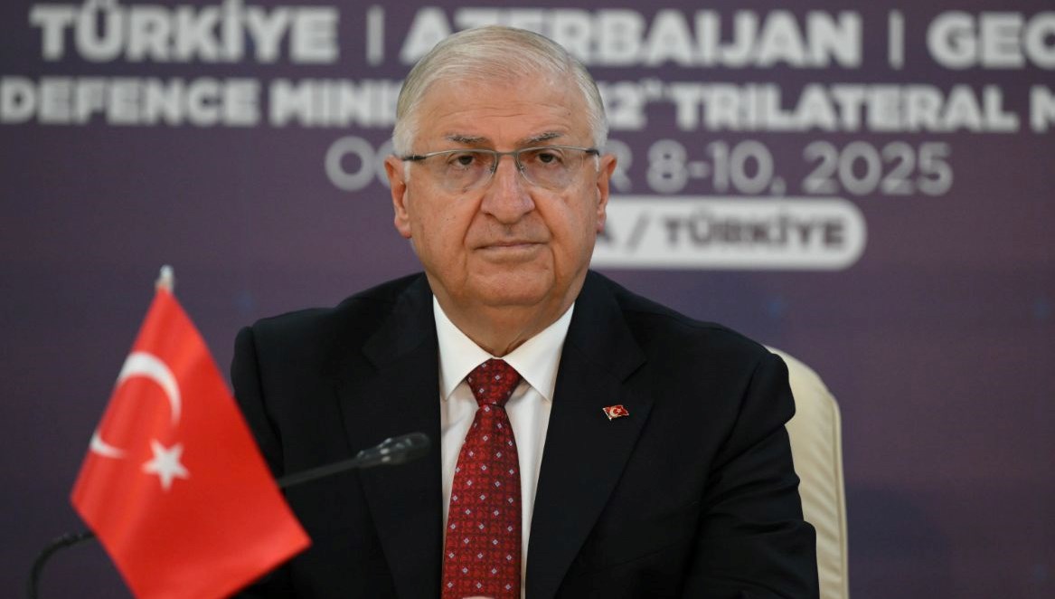 bakan gulerden sdg uyarisi pkk ve iltisakli tum gruplar silahlarini kosulsuz teslim etmeli liAEplN6