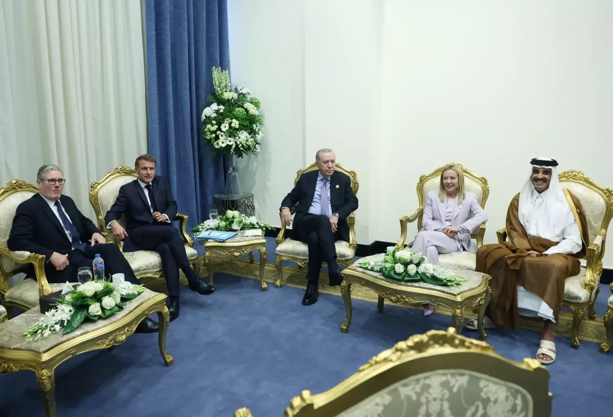 cumhurbaskani erdogan baris icin sarm el seyh zirvesi kapsaminda liderlerle gorustu pkzHTTqz.jpg