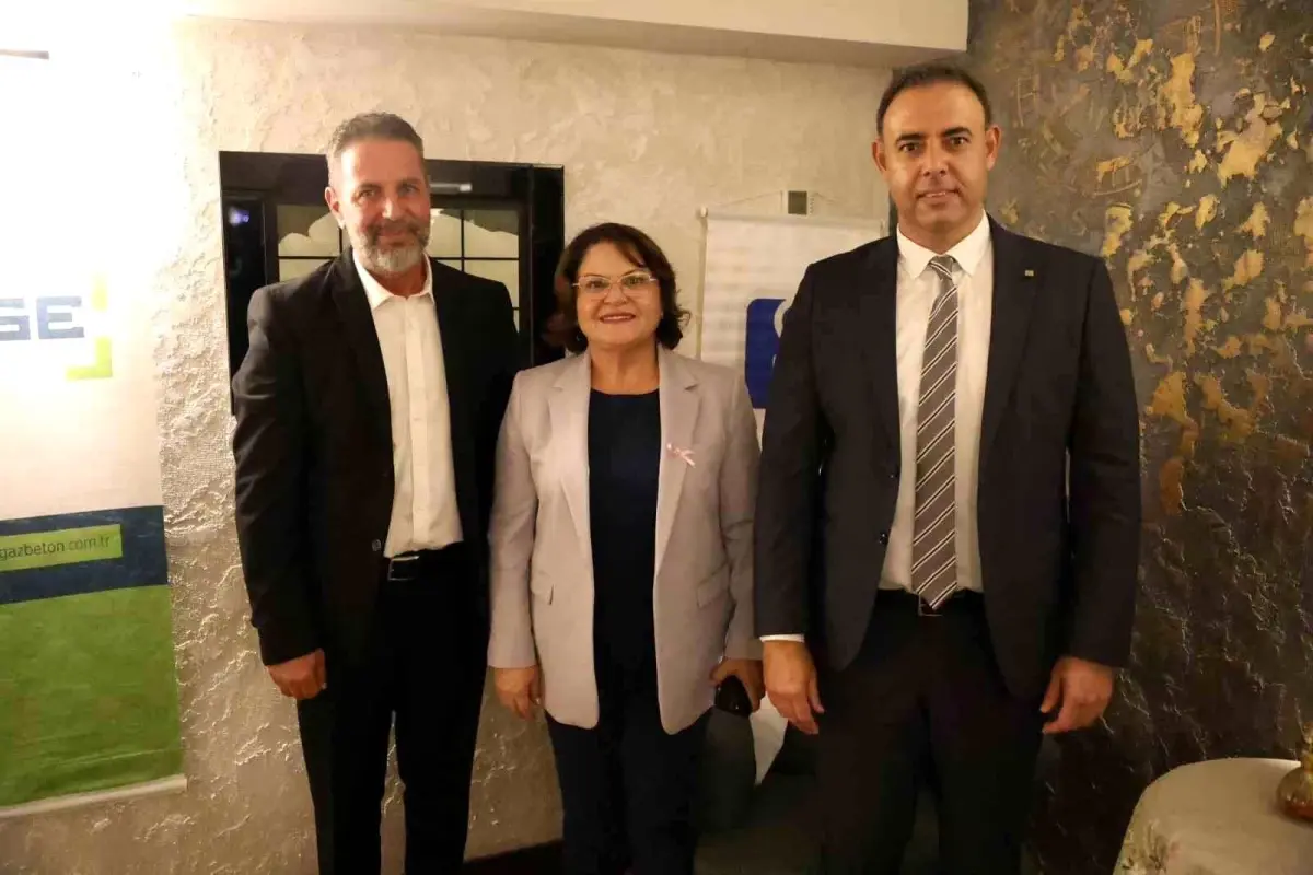 didim belediye baskani hatice gencay insaat muhendisleri ile toplanti yapti FiB7lNT5.jpg