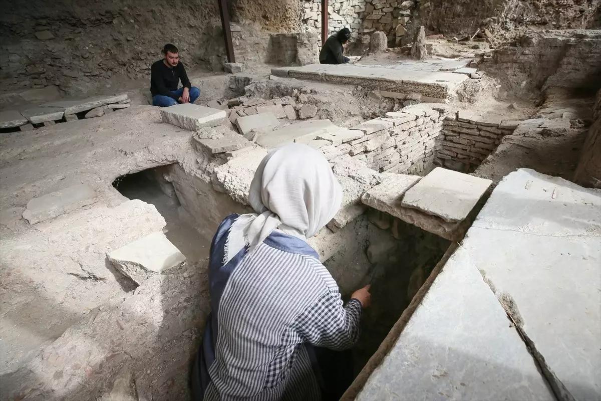 iznikte bizans ve osmanli kalintilari bulundu OHnbCOXI