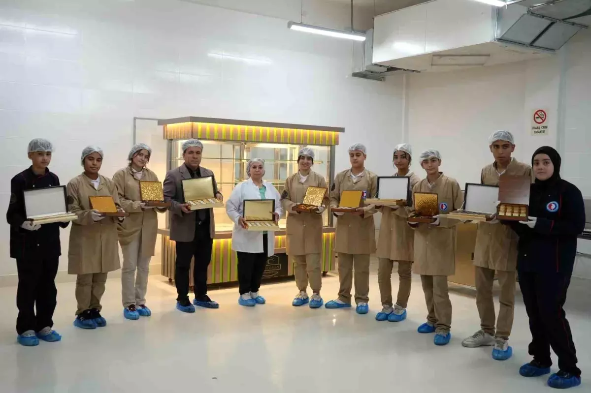 ogrencilerden cikolata uretimi 3 milyon tl gelir FyjNyE96.jpg