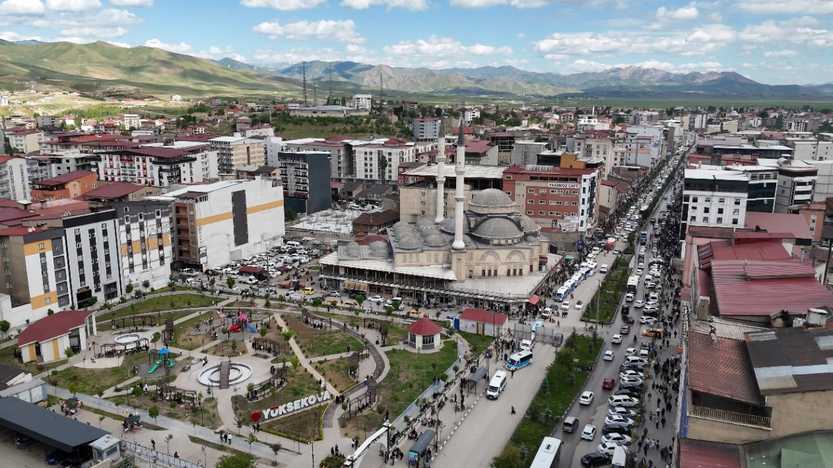 devlet bahcelinin terorsuz turkiye adimlarina hakkariden destek KfDkDEUN.jpg