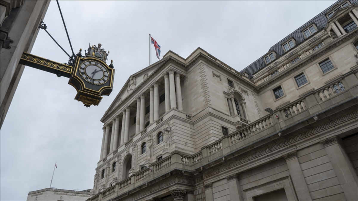 ingiltere merkez bankasi politika faizini sabit tuttu MLFmJdQ1.jpg