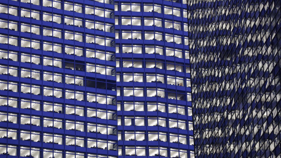 kuresel piyasalarda tedirginlik suruyor gNWF2K2R.jpg