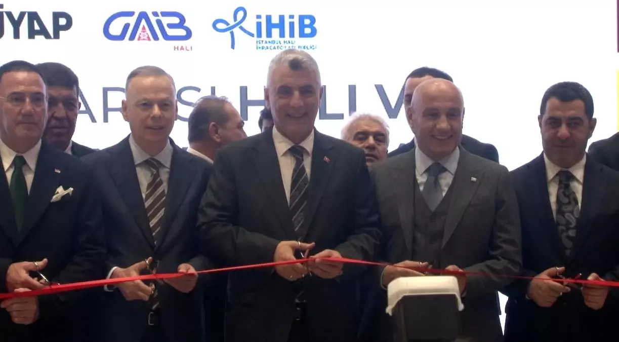 Bakan Bolat: “Türkiye artık 400 milyar dolar ihracatı olan ülkeler ligine yükseldi”