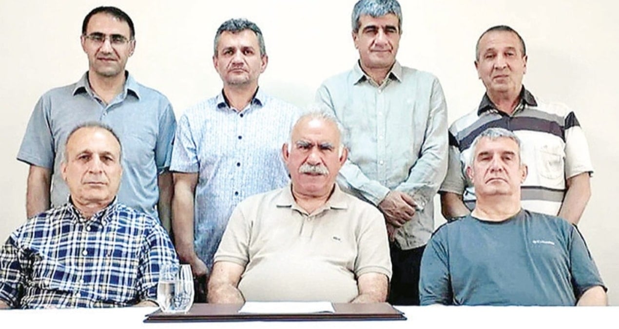 CHP Açılımdan Çekiliyor: Masadan Kalkma İhtimali Gündemde