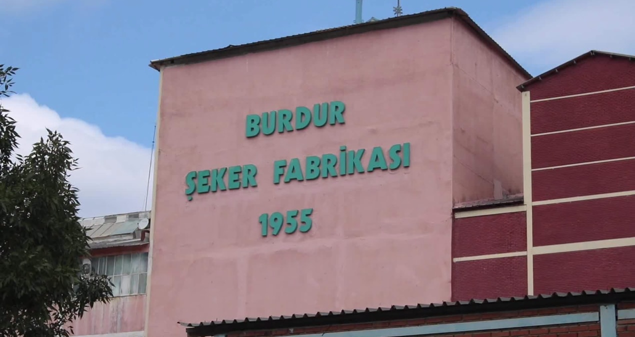 Burdur’da küspe isyanı: 40 bin silaj kenti kokuttu belediye cezayı kesti Burdurda kuspe isyani 40 bin silaj kenti kokuttu belediye cezayi kesti g3LsYRyv