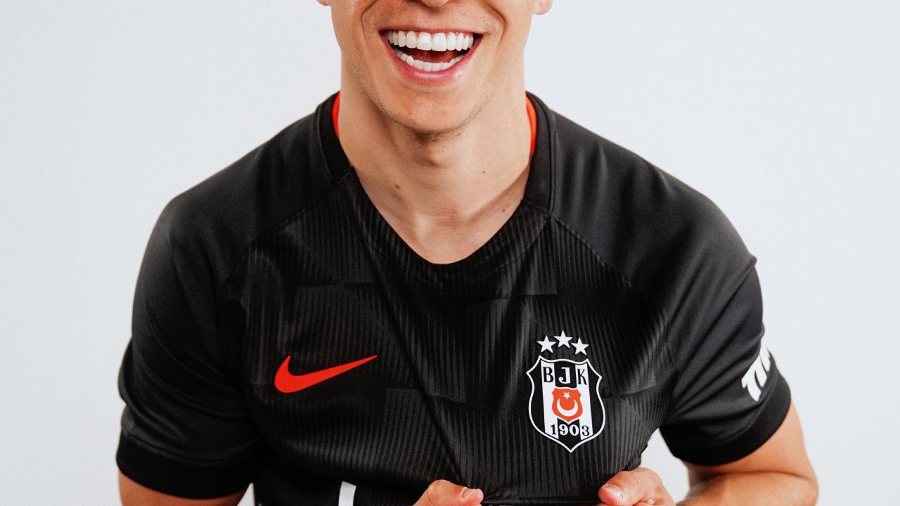 Leandro Trossard resmen Beşiktaş’ta! Img